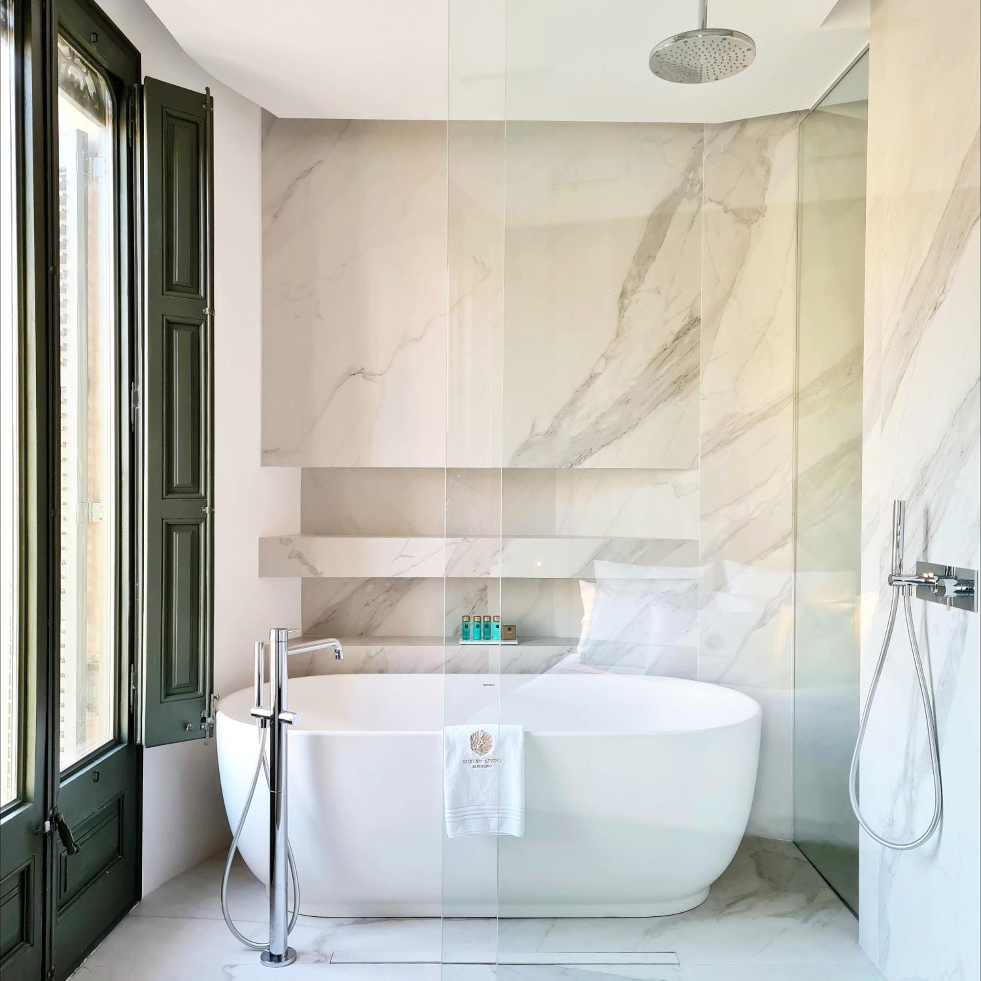 Apartament Elegant Minimalist Retreat In *